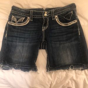 Size 5/6 Maurice’s Jean shorts